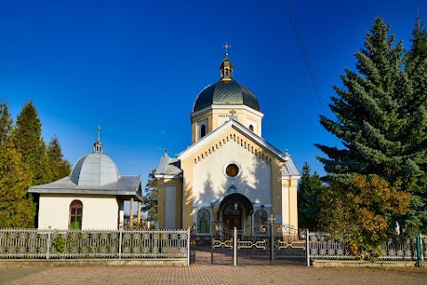 Дзвіниця Храму Св. Параскеви УГКЦ