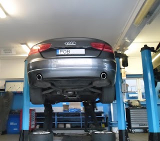 Garnec, Bosch Car Service