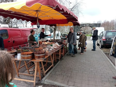 Ballinrostig Organic Cheese at the Midleton Farmers Market