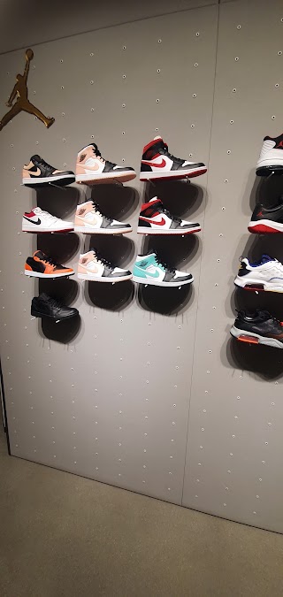 Nike Store