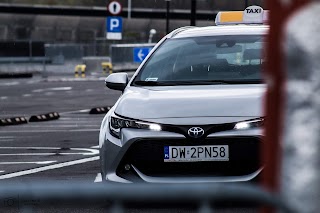 Taxi Wrocław Daleko i Blisko