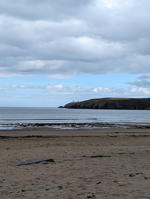 Parking - Red Strand Beach