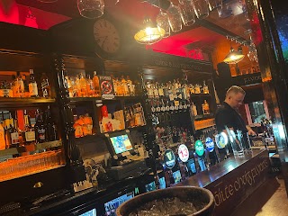 Flynn's Bar