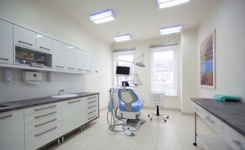 Nowo-Dental Poradnia Stomatologiczna lek. stomatolog B. Szulejko