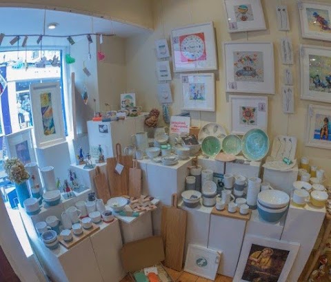 The Narrow Space Gallery & Gifts