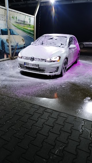 Автомойка "Lux Wash"