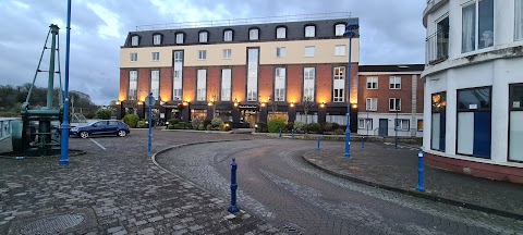 Waterford Marina Hotel