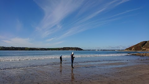 Tha White Bay car park(Carrchlós an Bhá Bháin)