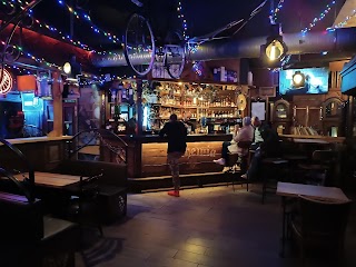 ALCHEMIA PUB