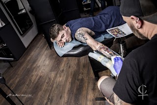 Tattoo Clown - Profesjonalne Studio Tatuażu Artystycznego i Piercingu