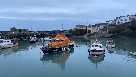 Ballycotton Harbour(Cuan Bhaile an Chotáin)