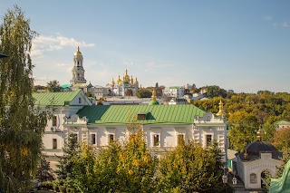 Церква Різдва Божої Матері УПЦ