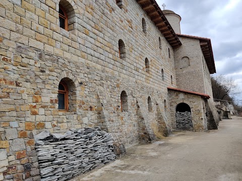 Лядовський Усікновенський скельний чоловічий монастир