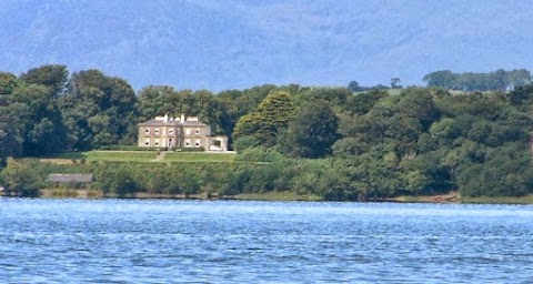 Lakeview House & Estate