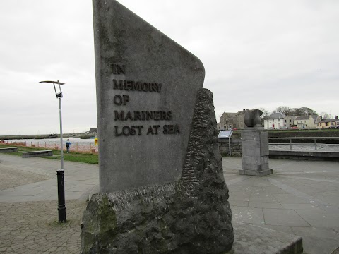 Memorial stone (tribute to genova)