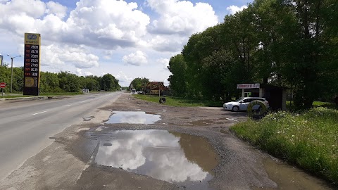 Шиномонтаж легковий та грузовий ДОПОМОГА В ДОРОЗІ