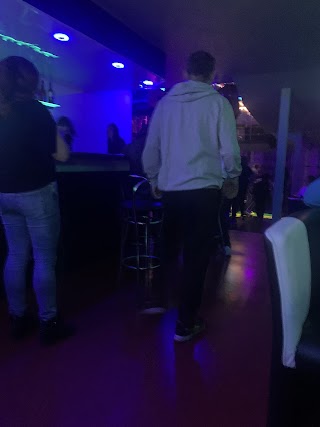 CLUB NOVA