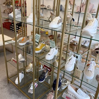 LUSANA Shoe Boutique