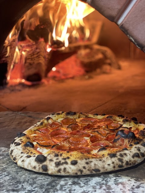 Rio's Takeaway & Wood Fired Pizzeria