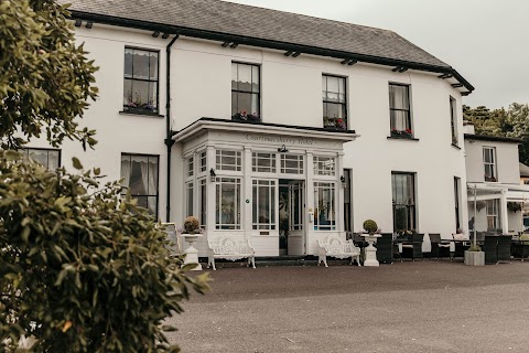 Courtmacsherry Hotel