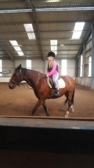 Daverns Equestrian Centre