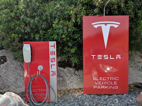 Tesla Destination Charger