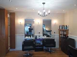 Studio 7 Hair Salon