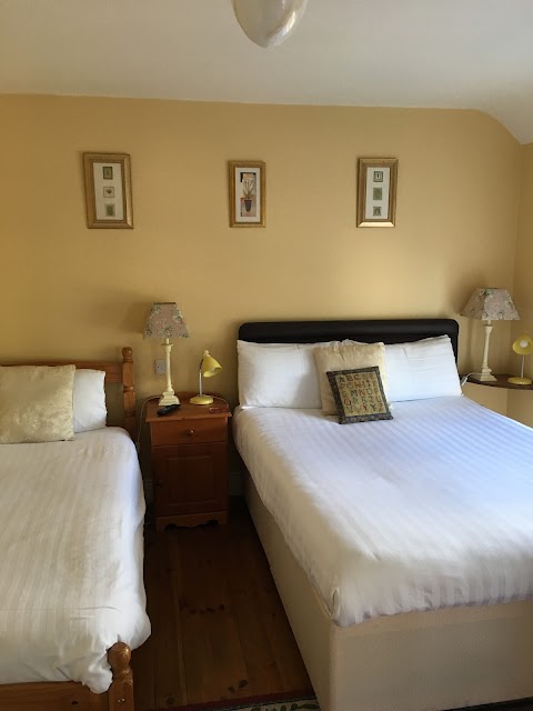 Teac Seain Bar & B&B