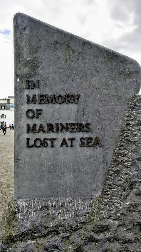 Memorial stone (tribute to genova)