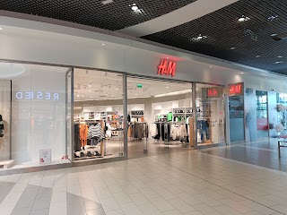 H&M