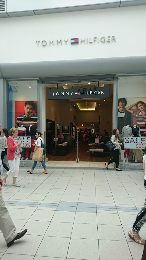 Tommy Hilfiger