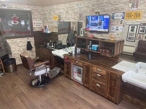 Camlin Barbershop