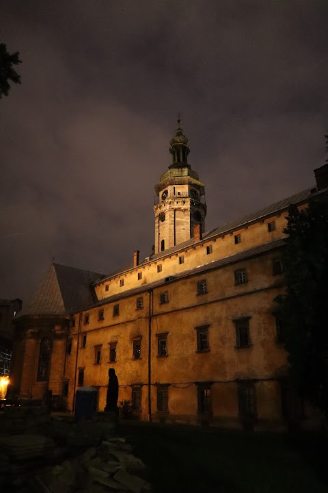 Monument to the monks of the monastery