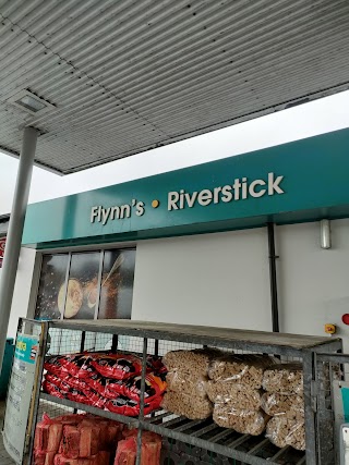 Flynn's Centra, Riverstick