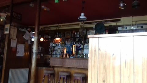 Maguires Pub