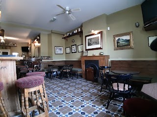 Lyons Pub