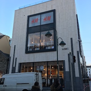 H&M