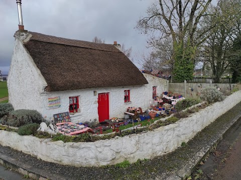 Lough Derg House & The Lake Cafe