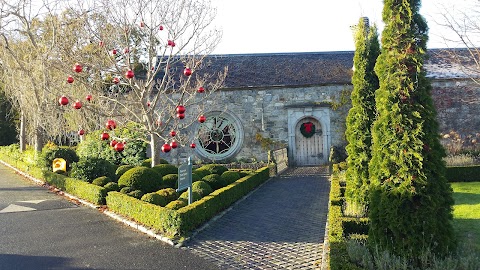 Coach House at Cliff hotel