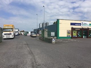 Lakeland Town and Country Store