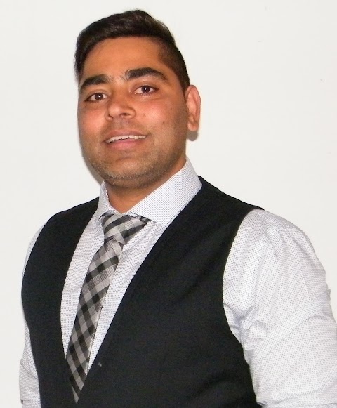 C NINE - Immigration and Visa Agent - Northern Suburbs