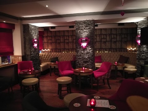 White's Bar, Lough Gowna