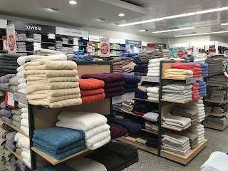 Harris Scarfe Belconnen (Homewares, Manchester & Apparel)