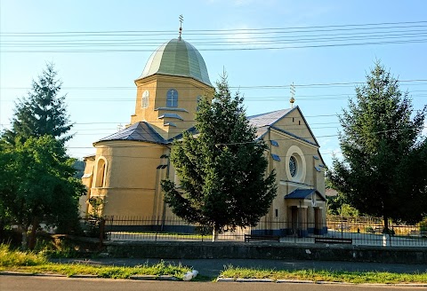 Свято-Михайлівський Храм