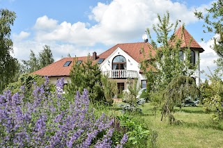 Pokoje i Domki "Route 62" Airport Modlin