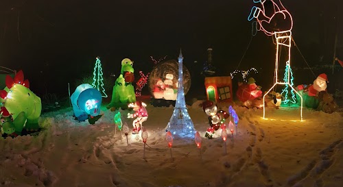 Christmas Lights On Spruce Avenue