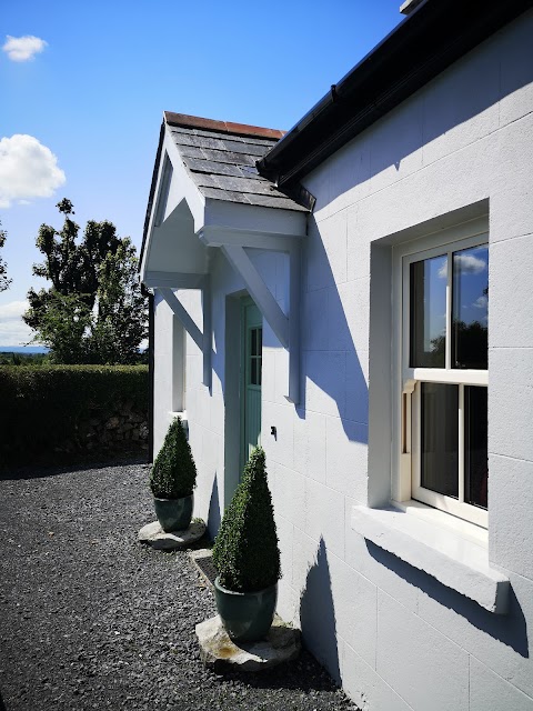 Curraghmore Cottage