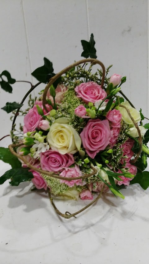 Bouquets by Victoria - florists Carrigaline