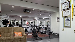 Тренажерный Зал GymBaza