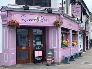 Queen Bee's Cafe